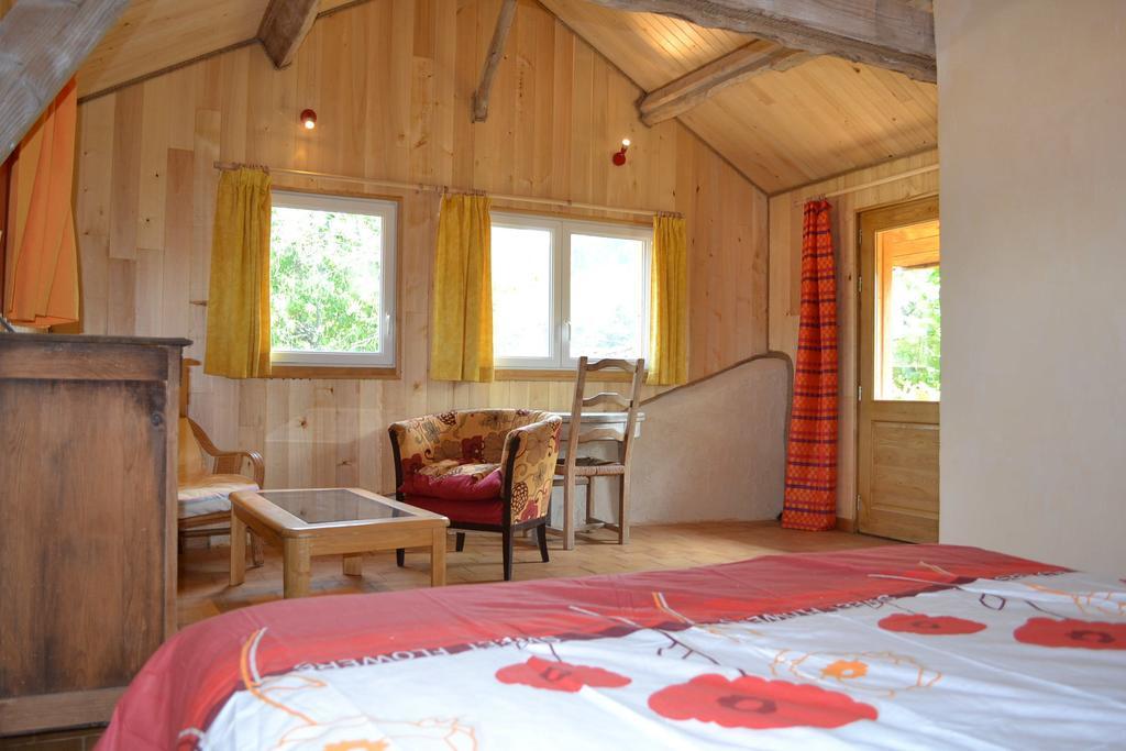Hotel La Ferme De Cagnolle Saint-Amand-de-Belvès Exterior foto